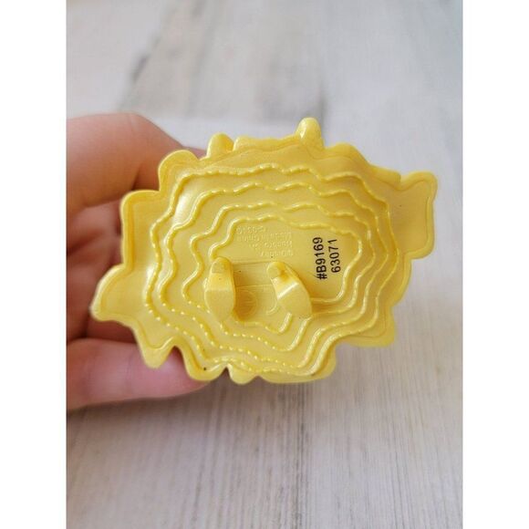 Disney SA Hasbro realistic Belle Beauty Beast toy figure - Picture 4 of 4